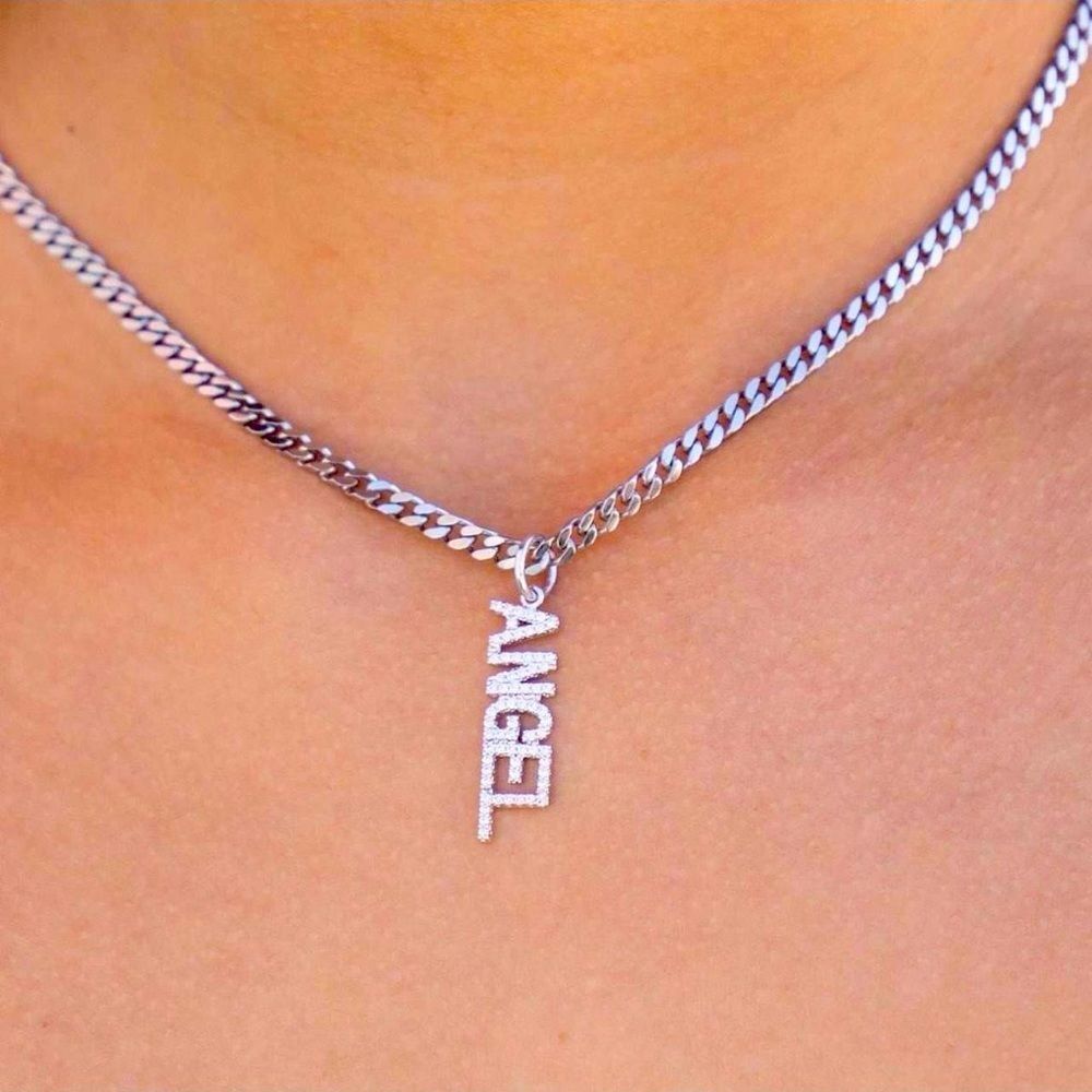 ✨🌟NEW GLD “Angel” necklace w/ box💙✨